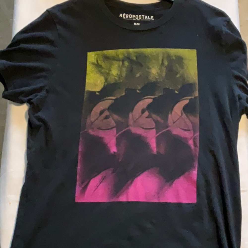 Aeropostale t shirt medium black